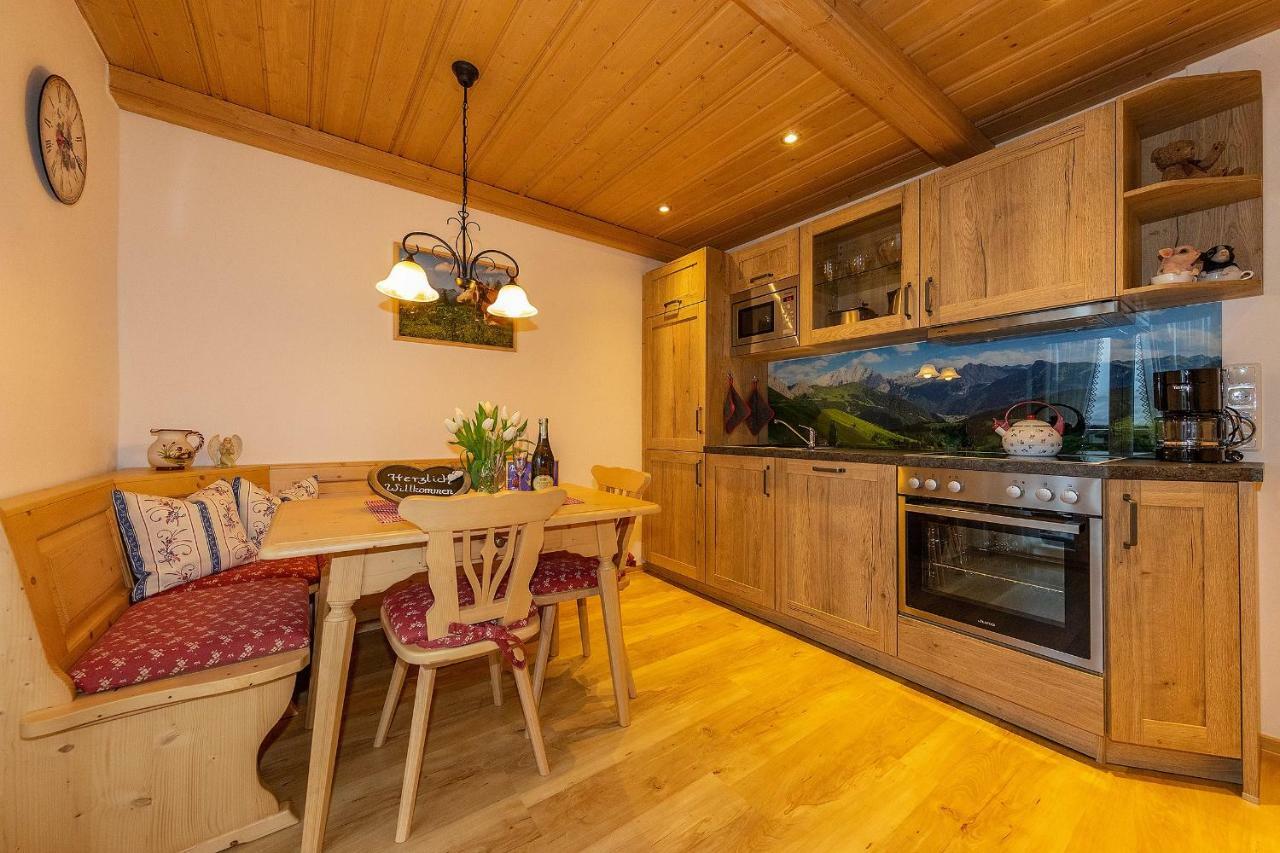 Ferienwohnung Sonnenhäusl Mittenwald Exterior foto